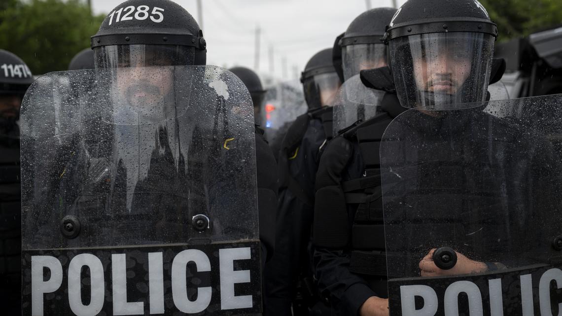 NJ Governor Calls for Calm After Protesters Clash With Police at Delaney Hall 