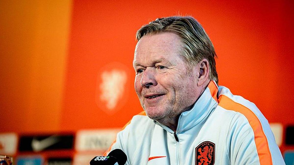  Ronald Koeman's contract expires after the World Cup. | Stefan Koops/EYE4IMAGES/NurPhoto/Getty Images 