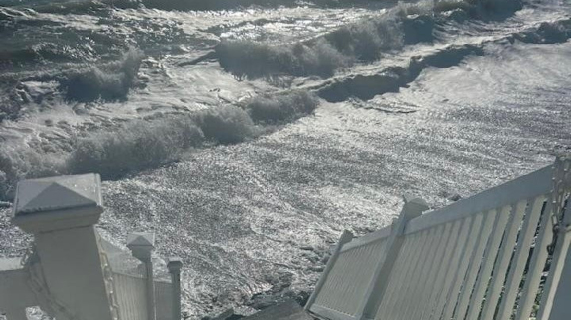 King tides, rough surf cause 'significant' erosion at Jupiter Inlet Colony beach 