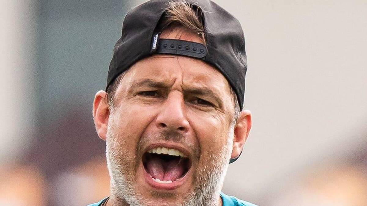  Jacksonville Jaguars Defensive Assistant Mario Jeberaeel coaches during the Jacksonville Jaguars' mandatory minicamp Tuesday June 10, 2025 at the Miller Electric Center in Jacksonville, Fla. [Doug Engle/Florida Times-Union] | Doug Engle/Florida Times-Union / USA TODAY NETWORK via Imagn Images 