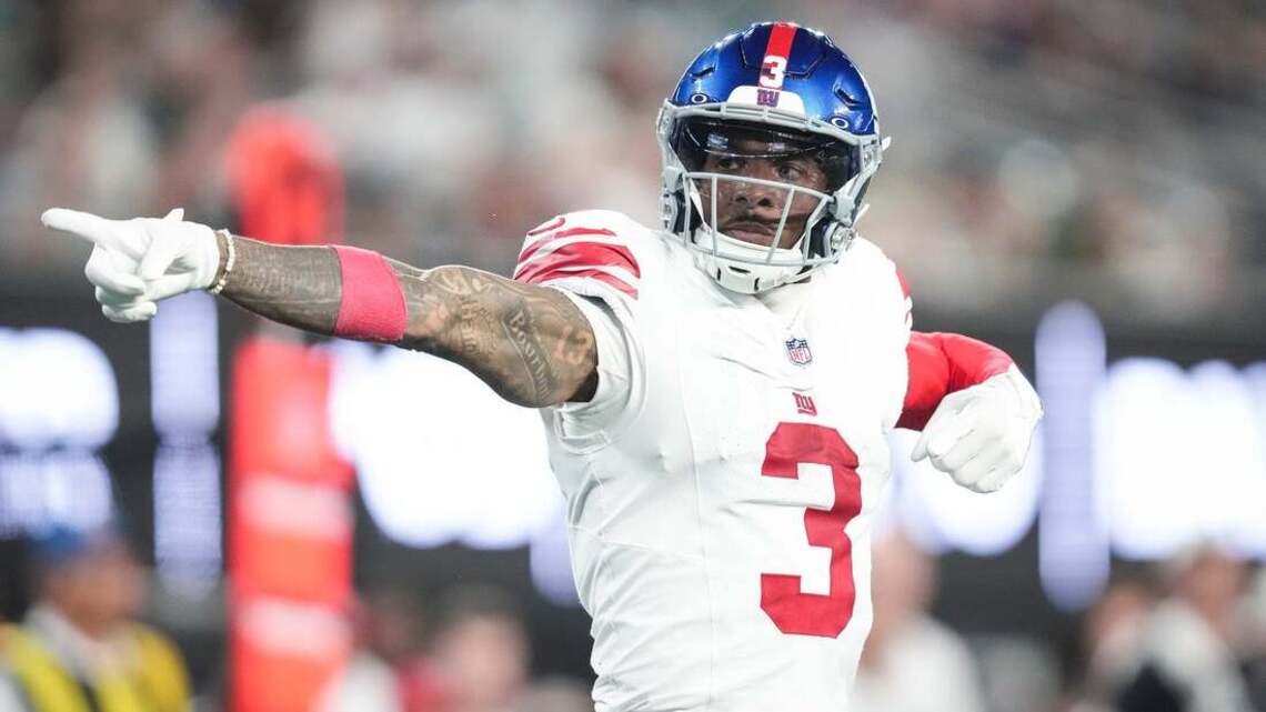 Odell Beckham Jr. completes comeback, makes Giants' roster 