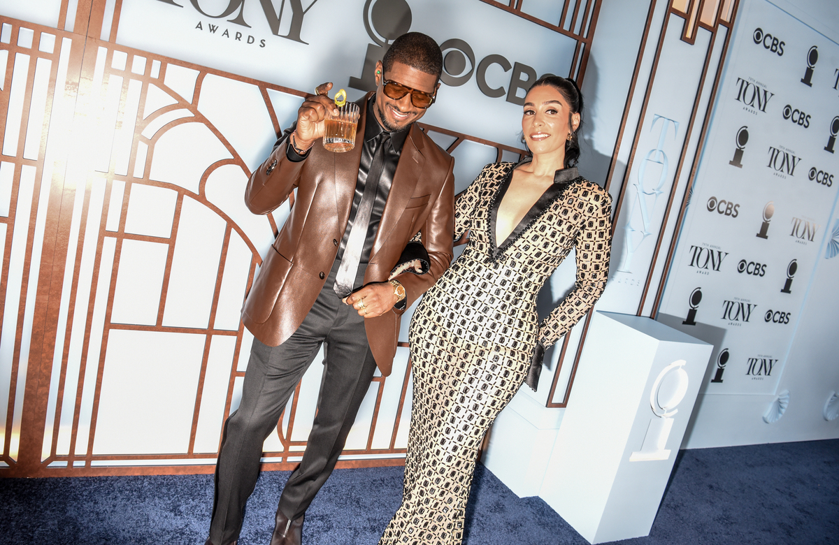 Usher and Jennifer GoicoecheaPhoto by Nina Westervelt/CBS via Getty Images