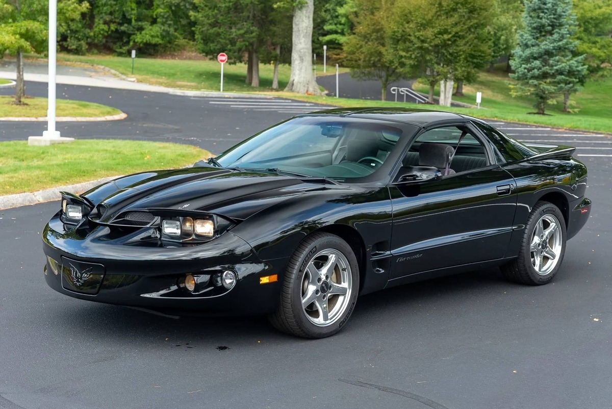  1998 Pontiac Firebird Formula WS6 Coupe 6-Speed
