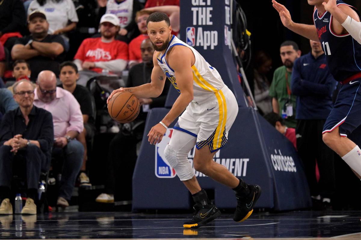  Warriors guard Steph Curry in a play-in game against the Los Angeles Clippers. Jayne Kamin-Oncea-Imagn Images