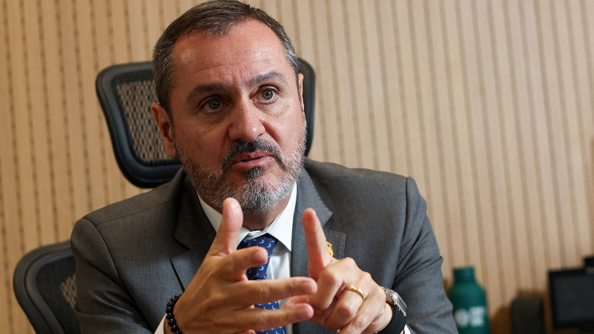 Brazil's Director-General of the Federal Police Andrei Rodrigues gestures during an interview with Reuters in Brasilia, Brazil, June 3, 2026. REUTERS/Adriano Machado