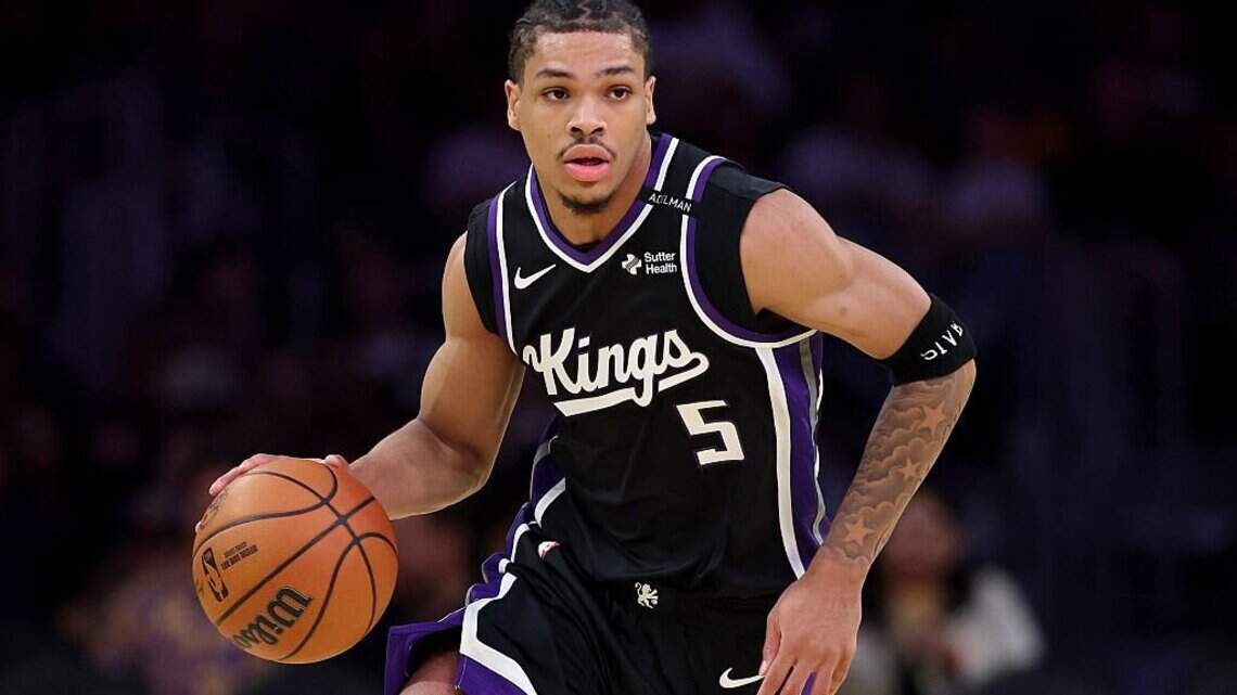 Clippers hoping to move on, Kings hoping to move up in new season