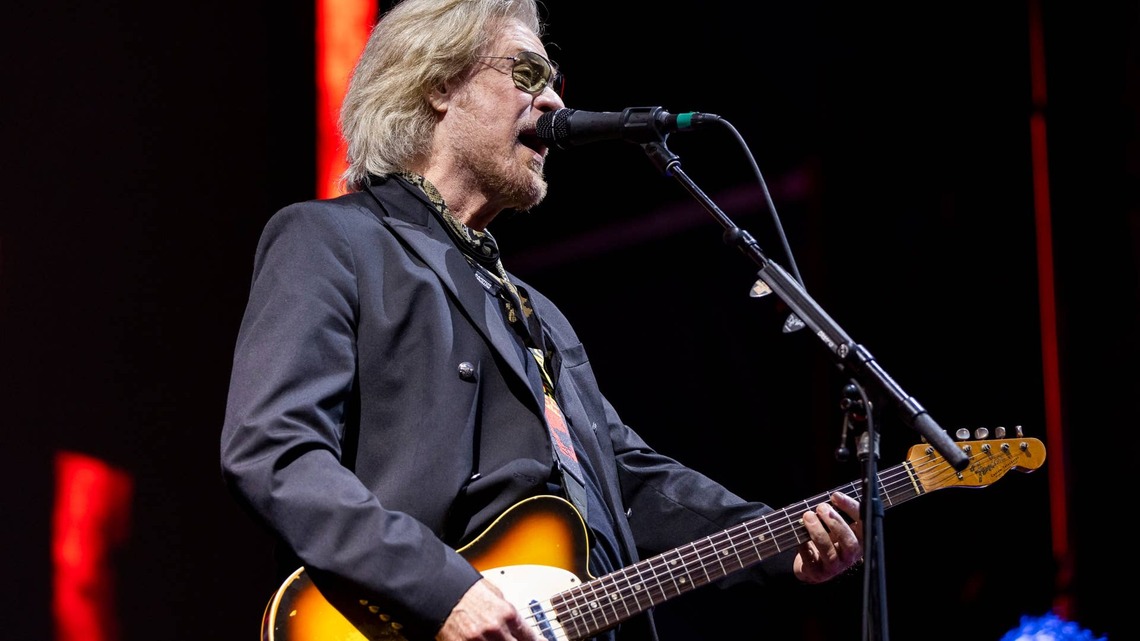 ‘80s Music Legend, Half of Iconic Duo With 6 No. 1 Hits, Turns 80 