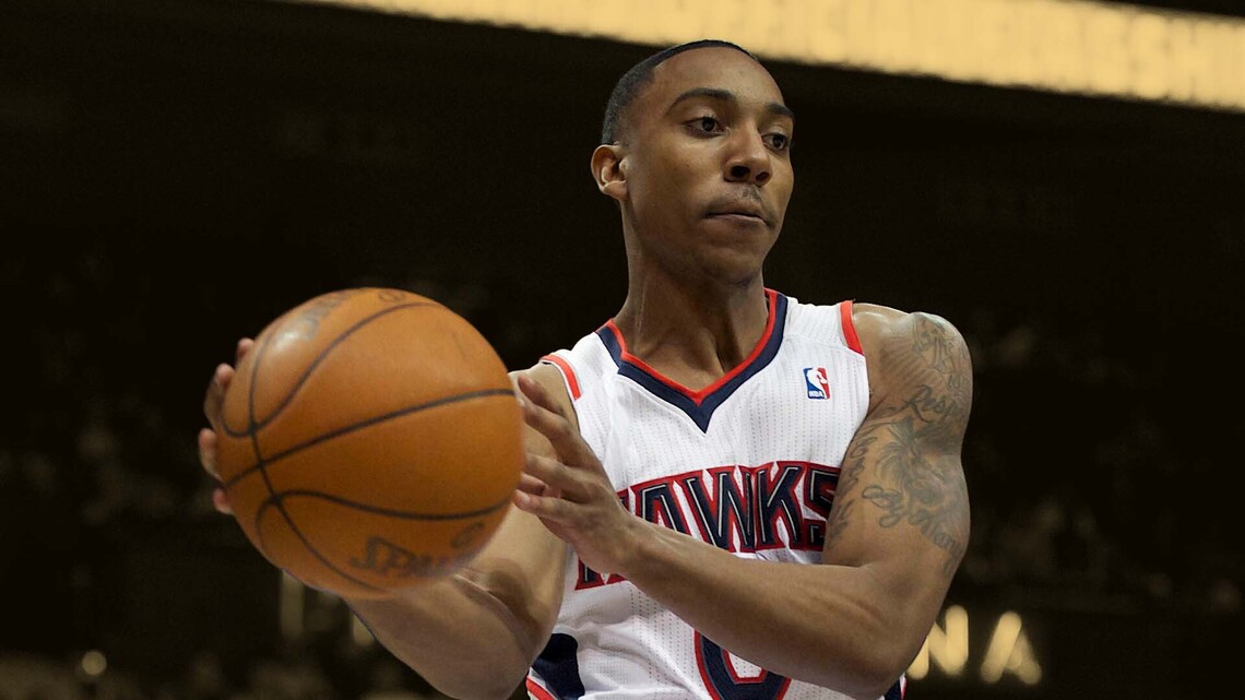 "Remember I took you out to eat last night?" - Jeff Teague reveals how Hawks teammates bribed him to pass them the ball 