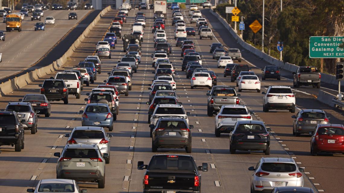 U.S. Government Sues California Over 2035 Gas Car Ban 