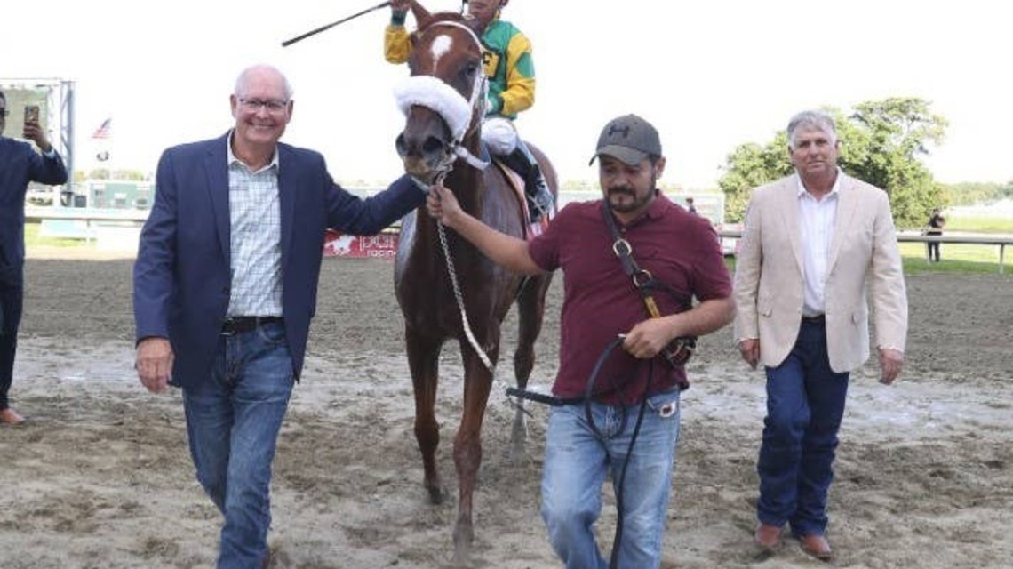 Trainer David VanWinkle Makes Keeneland Debut With Phoenix Contender Mad House 