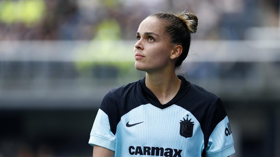 Gotham FC transfer F Gabi Portilho to San Diego Wave 