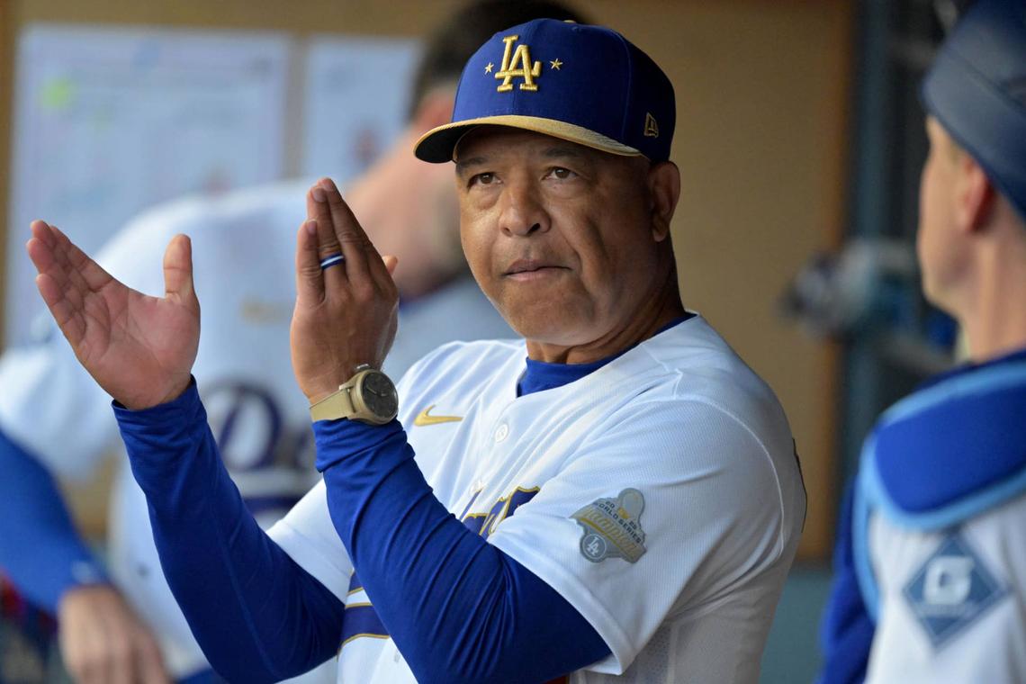  Los Angeles Dodgers manager Dave Roberts (30) in the dugout. Jayne Kamin-Oncea-Imagn Images