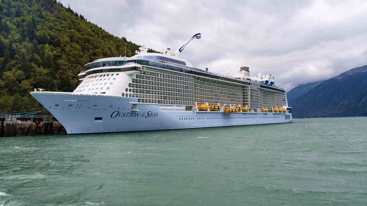  Royal Caribbean's Ovation of the Seas is sailing Alaska cruises between Seward and Vancouver in summer 2026. 