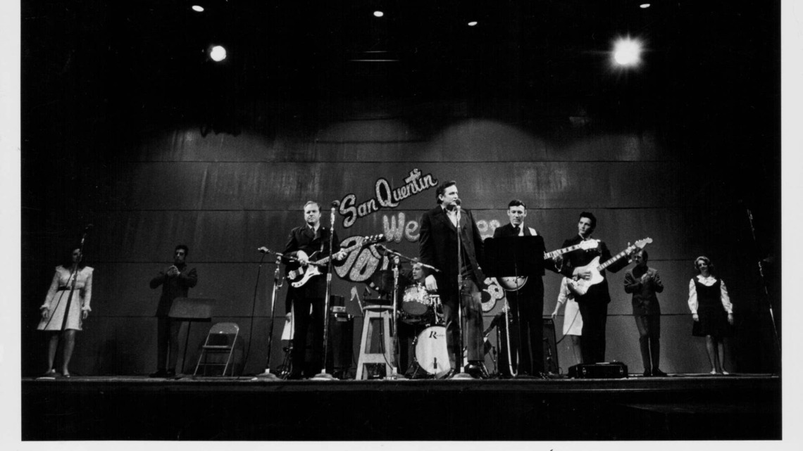 57 Years Ago Today: 'Country's Most Iconic Figure' Landed His First No. 1 Album on Billboard 200 