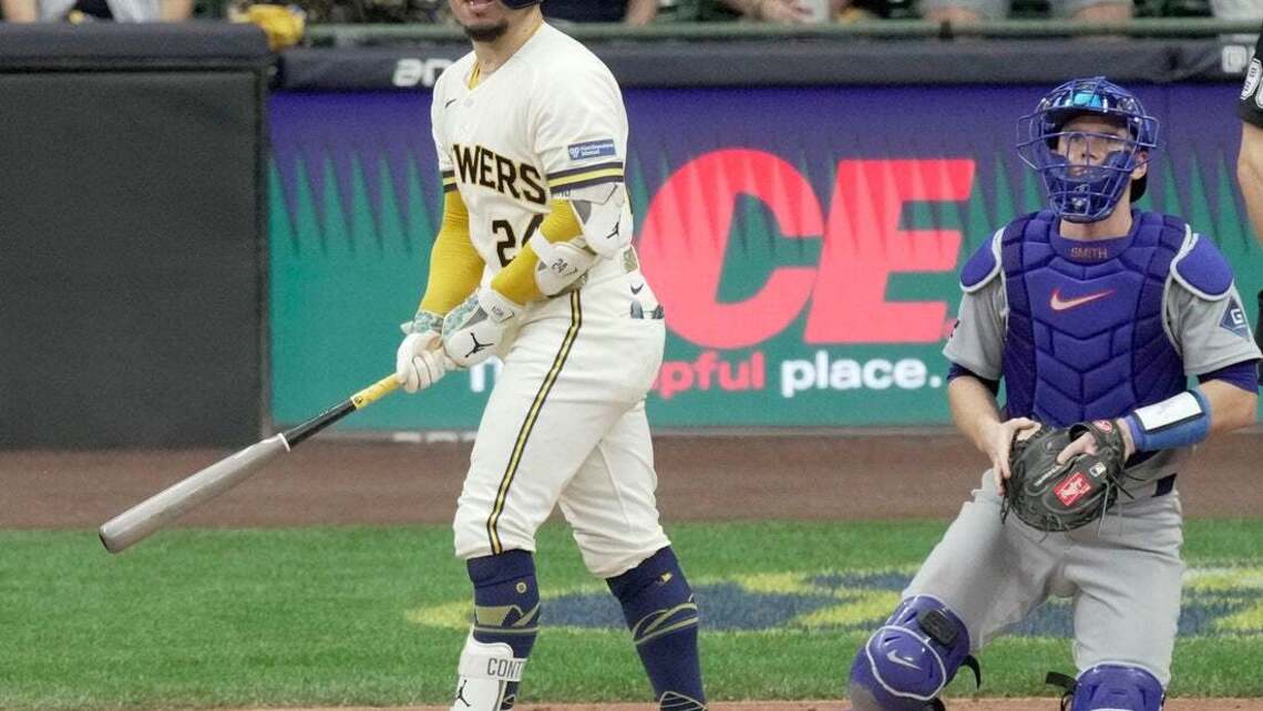 William Contreras sparks Brewers' Game 2 rally against Dodgers 