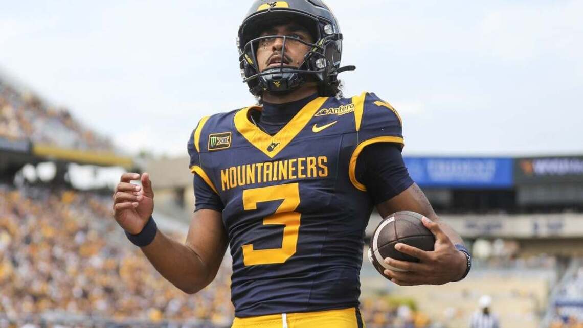 Michael Hawkins Jr. shows out, as West Virginia dominates Tennessee-Martin 