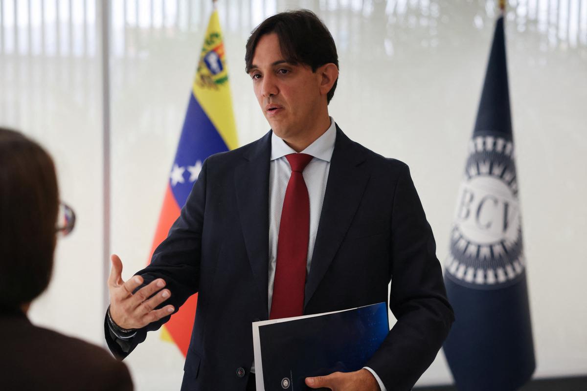 Venezuela's interim central bank president, Luis Perez, speaks during an interview with Reuters in Caracas, Venezuela, May 14, 2026. REUTERS/Leonardo Fernandez Viloriaia