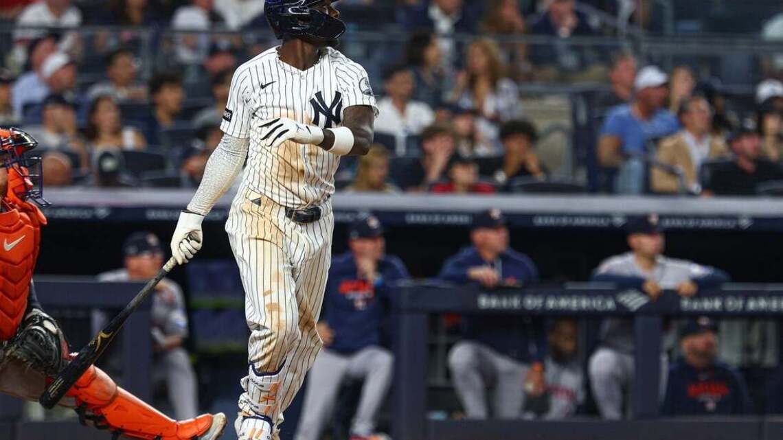 Four-run seventh helps Yankees pull away from Astros 