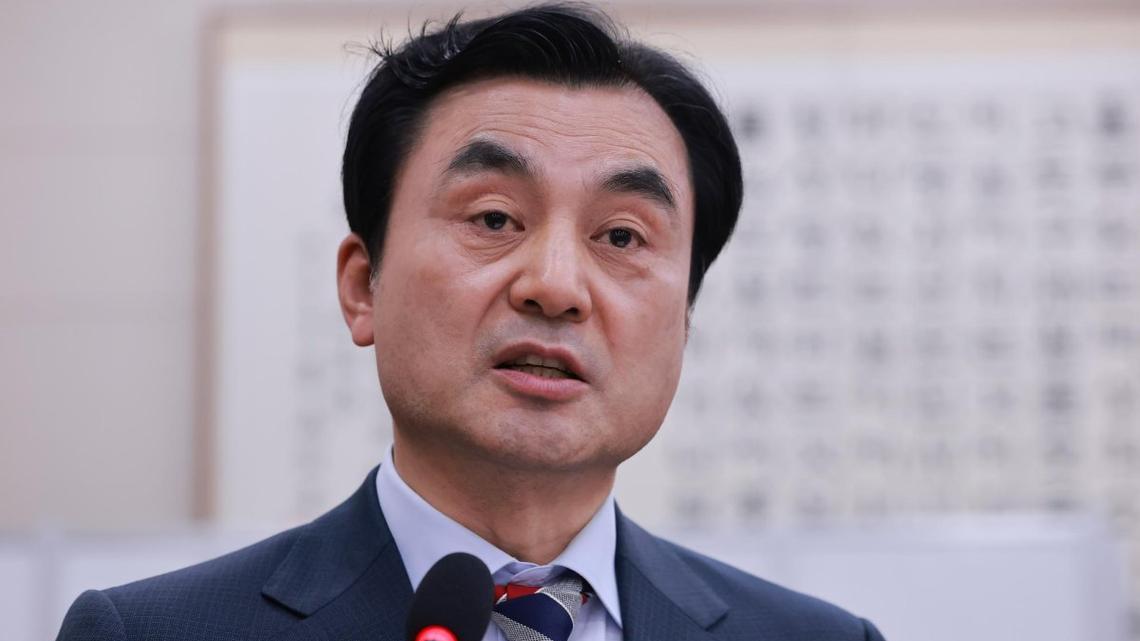 Defense chief says plan to cut border unit troops to be executed 'gradually' by 2040 