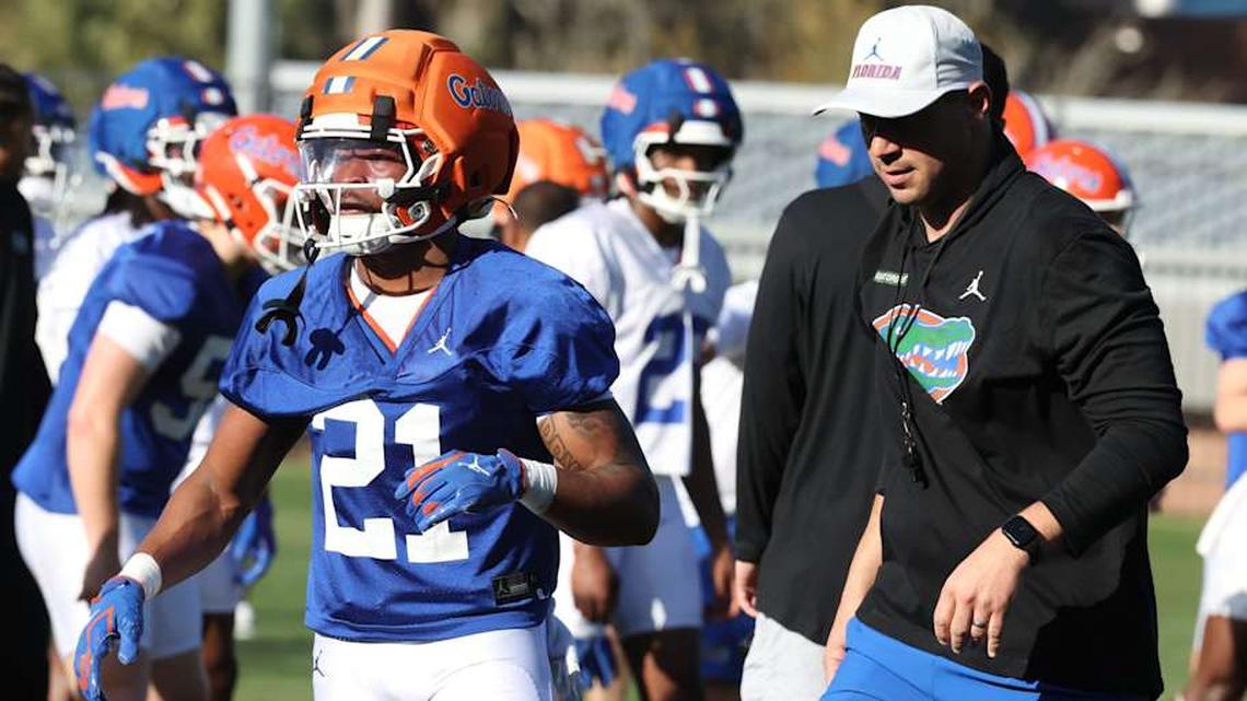  Sumrall added that the offense will be in blue jerseys, defense in white jerseys and quarterbacks in non-contact orange jerseys. | Alan Youngblood/Gainesville Sun / USA TODAY NETWORK via Imagn Images 