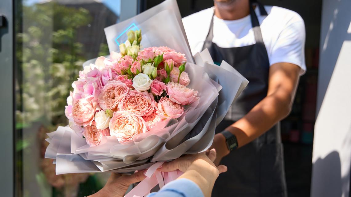 Snag These Last-Minute Valentine's Day Bouquets From 1-800-Flowers for Up to 35% Off 