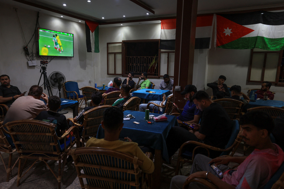 Palestinian soccer fans watch 2026 World Cup matches at a cafe in Gaza City, June 11, 2026. REUTERS/Dawoud Abu Alkas