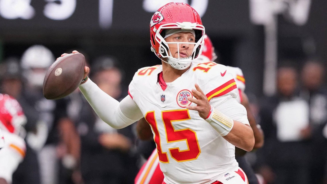 Patrick Mahomes Makes Personal Admission After Tyquan Thornton's Injury 