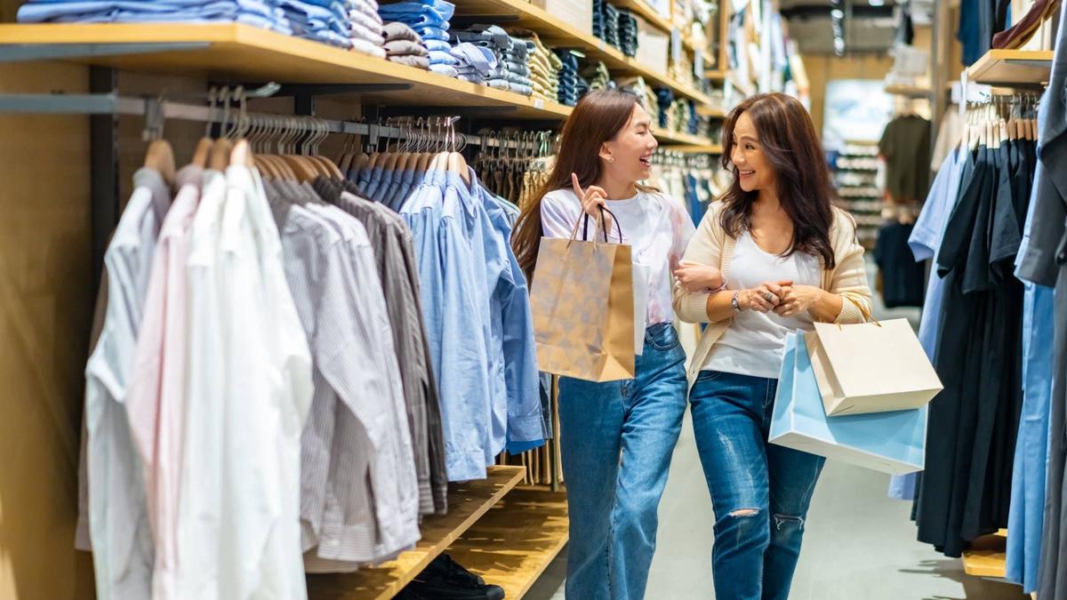  Quiz confirms the closure of all standalone stores. Shutterstock