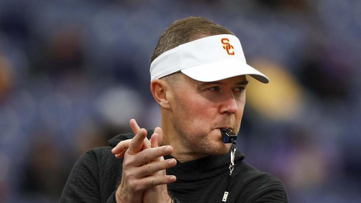  Nov 2, 2024; Seattle, Washington, USA; USC Trojans head coach Lincoln Riley watches pregame warmups against the Washington Huskies at Alaska Airlines Field at Husky Stadium. Mandatory Credit: Joe Nicholson-Imagn Images | Joe Nicholson-Imagn Images 