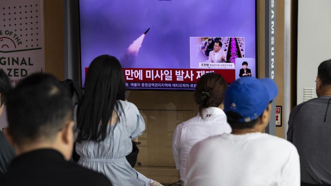 North Korea fires close-range missiles into Yellow Sea 