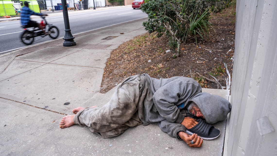 Is it against the law in Florida to be homeless?