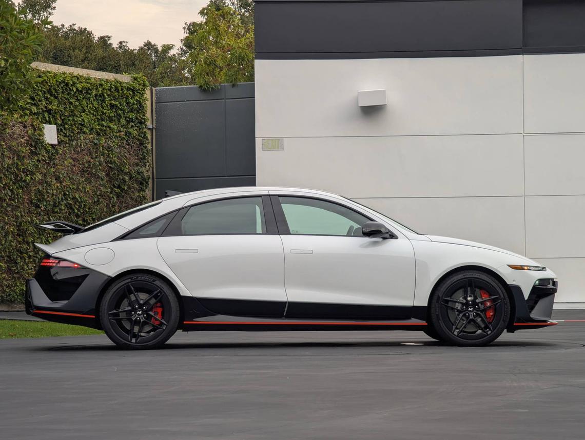  2026 Hyundai Ioniq 6 N Gabriel Ionica