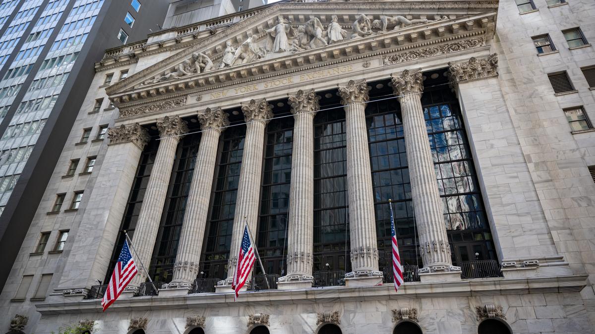Atmosphere on April 27th 2026 in New York City. A view of the New York Stock Exchange in New York City on April 27, 2026.