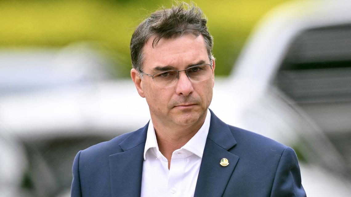Brazil election: Bolsonaro falls behind Lula after link to scandal-plagued banker 