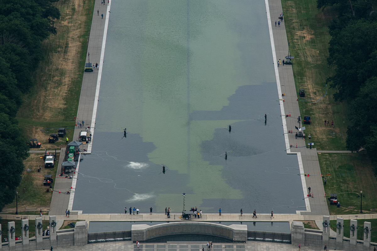 The Lincoln Memorial Reflecting Pool after recent renovations following a directive from U.S. President Donald Trump to paint it blue ahead of the 250th anniversary of U.S. Independence, in Washington, D.C., U.S., June 18, 2026. REUTERS/Annabelle Gordon