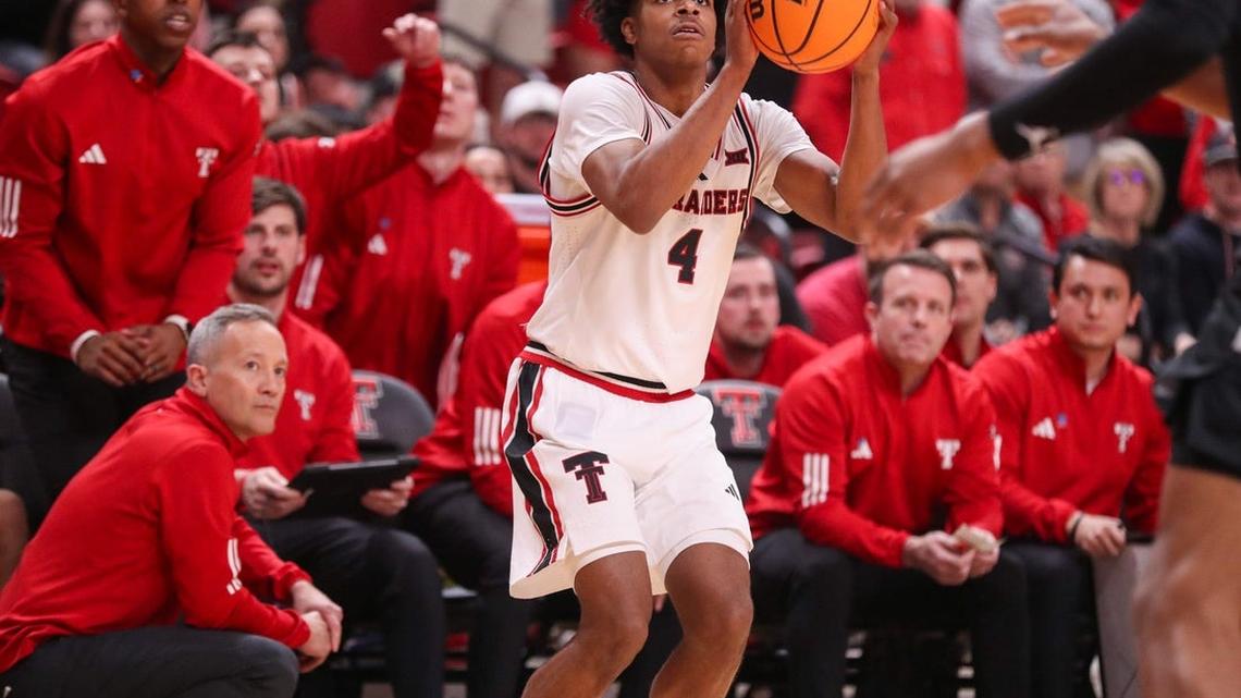 JT Toppin-less No. 16 Texas Tech forges on at No. 4 Iowa State 