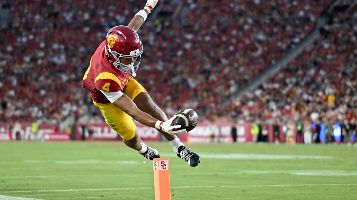 Unique family values helped Trent Mosley become a breakout star at Southern Cal