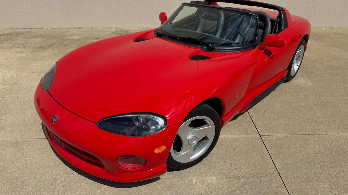 1995 Dodge Viper RT/10 for Sale With 3,400 Miles 