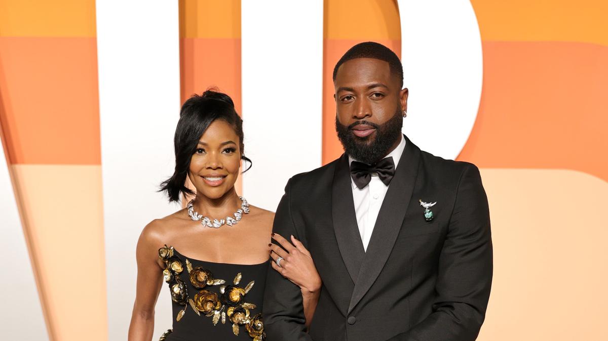 BEVERLY HILLS, CALIFORNIA - MARCH 02: (L-R) Gabrielle Union and Dwyane Wade attend the 2025 Vanity Fair Oscar Party Hosted By Radhika Jones at Wallis Annenberg Center for the Performing Arts on March 02, 2025 in Beverly Hills, California.  (Photo by Neilson Barnard/Getty Images for Vanity Fair)