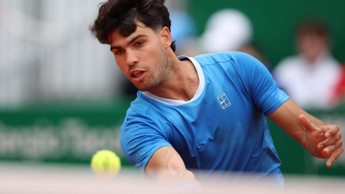 Carlos Alcaraz and Jannik Sinner cruise in Monte Carlo