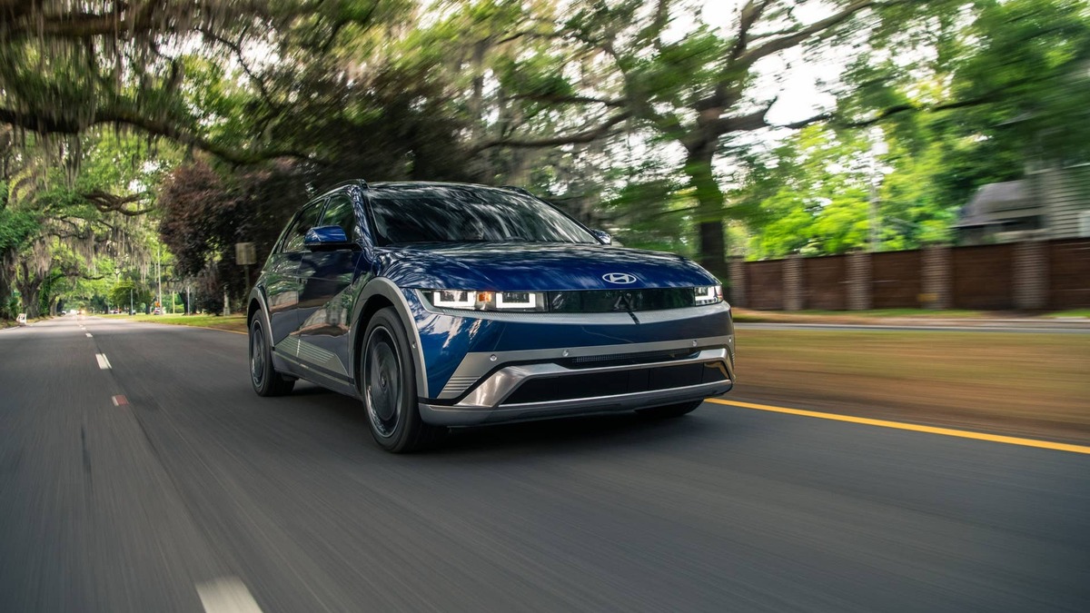 Kia EV6 vs. Hyundai Ioniq 5: 5 Key Differences Worth Knowing