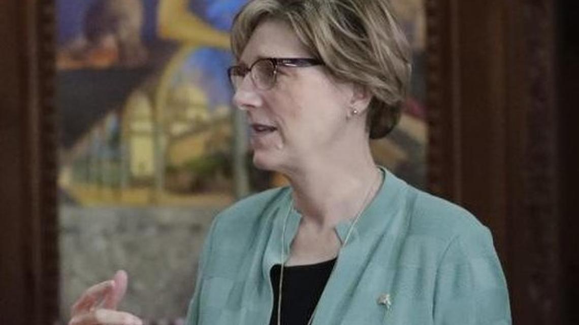 U.S. resumes embassy operations in Venezuela after 7 years 