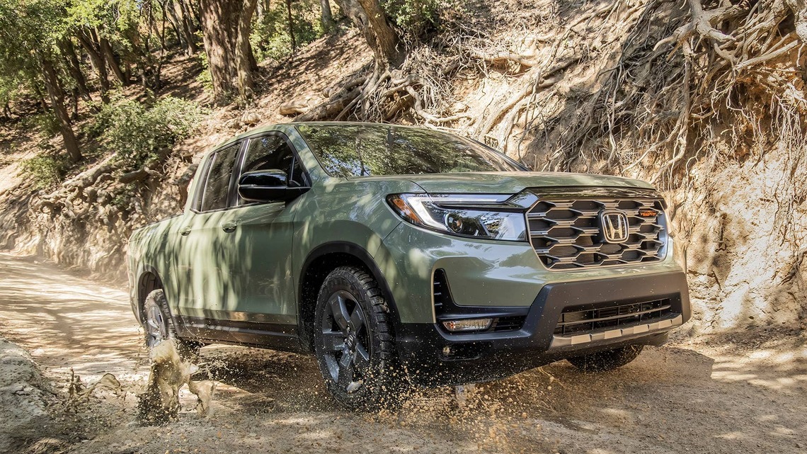 2026 Honda Ridgeline vs. Ford Maverick: 5 Key Differences Worth Knowing
