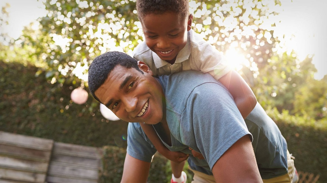 How much will people spend on Dad for Father's Day? 