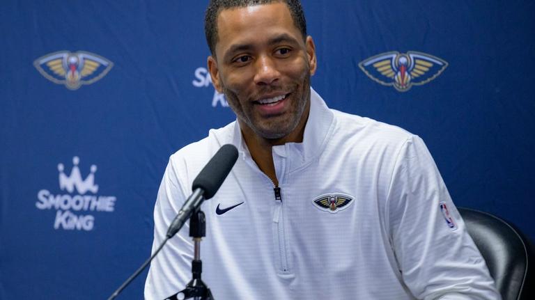 Bulls hire Hawks senior VP Bryson Graham to lead basketball ops 