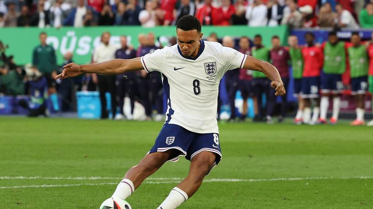  Alexander-Arnold, England have never really clicked. | Ian MacNicol/Getty Images 