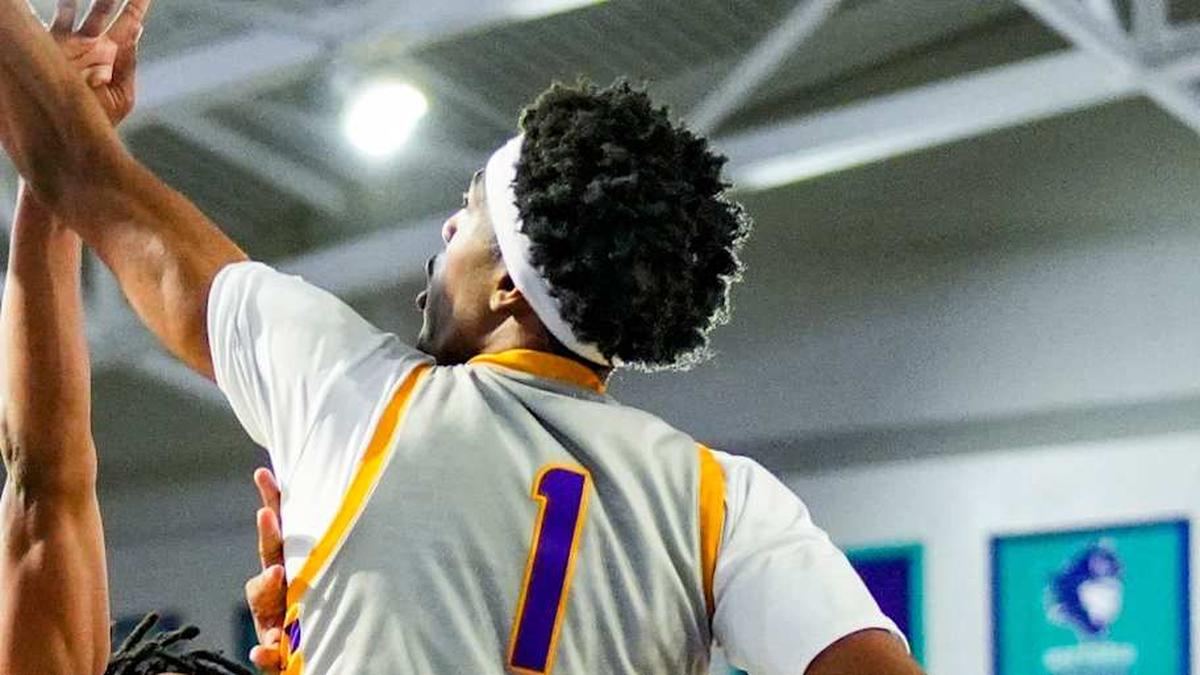  Montverde Academy Eagles forward Joe Philon (1) blocks a shot attempt from Gillion Academy Lions guard Jayden Joseph (1) during the fourth quarter of a City of Palms Classic Signature Series game at Suncoast Credit Union Arena in Fort Myers, Fla., on Friday, Dec. 19, 2025. | Jonah Hinebaugh/Naples Daily News/USA Today Network-Florida / USA TODAY NETWORK via Imagn Images 