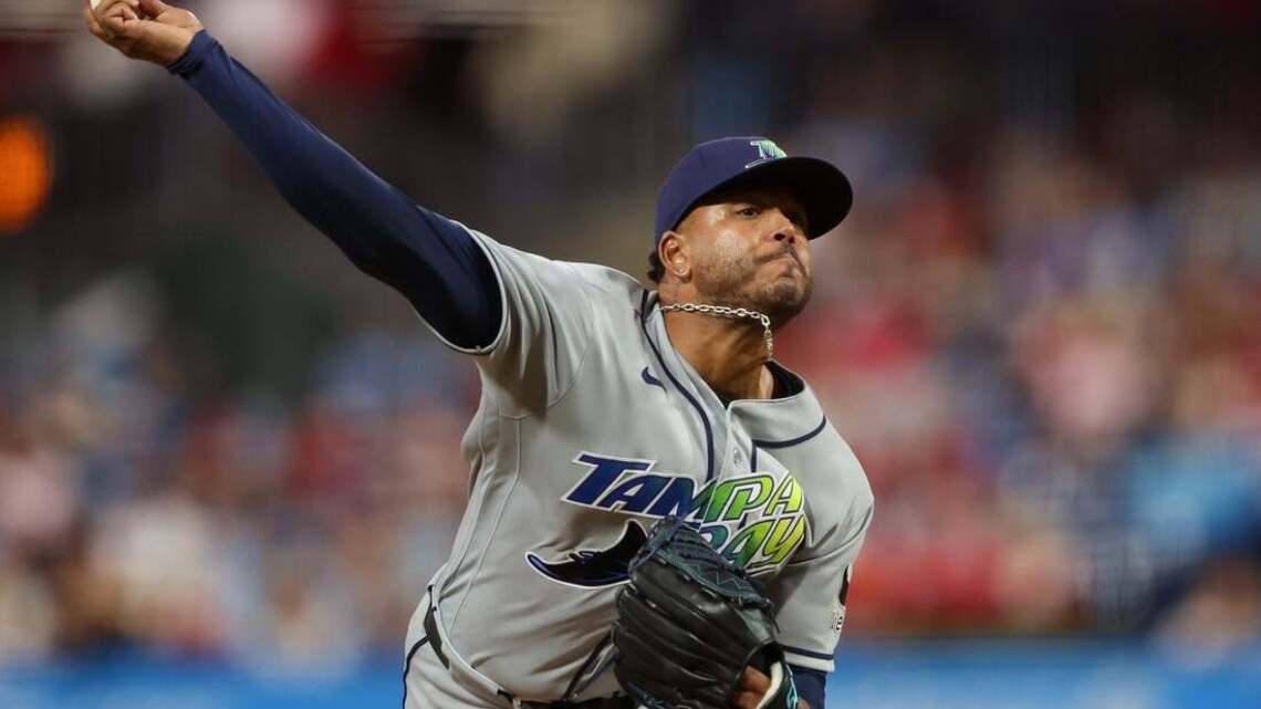Peralta, Rays defeat Phillies
