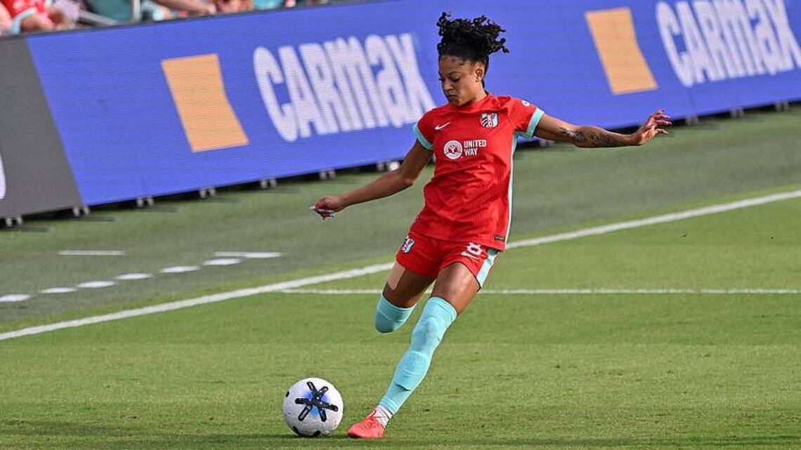 USWNT Stock Up, Stock Down: Record-Breaker Croix Bethune Makes Her Case