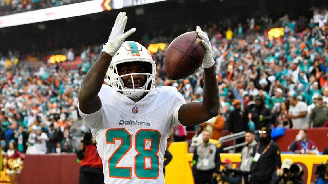 De'Von Achane Leads Fantasy Football's Elite Third-Down Running Backs for PPR in 2026